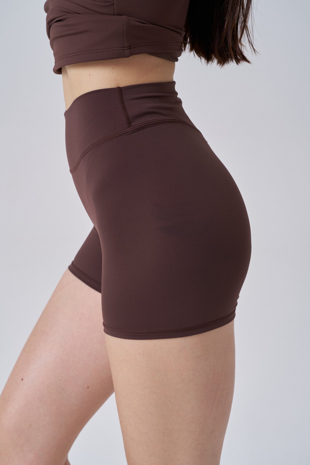 Breathless Biker Shorts 4" | Dark Choco