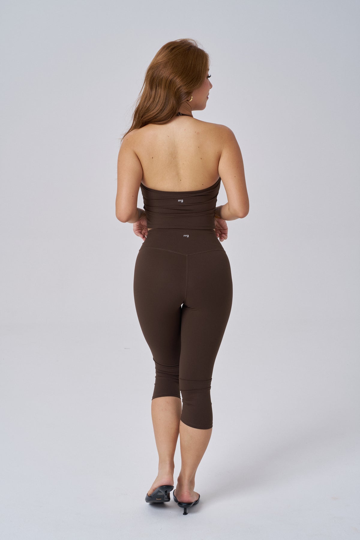 Everyday Sculpt Capri Leggings | Dark Choco
