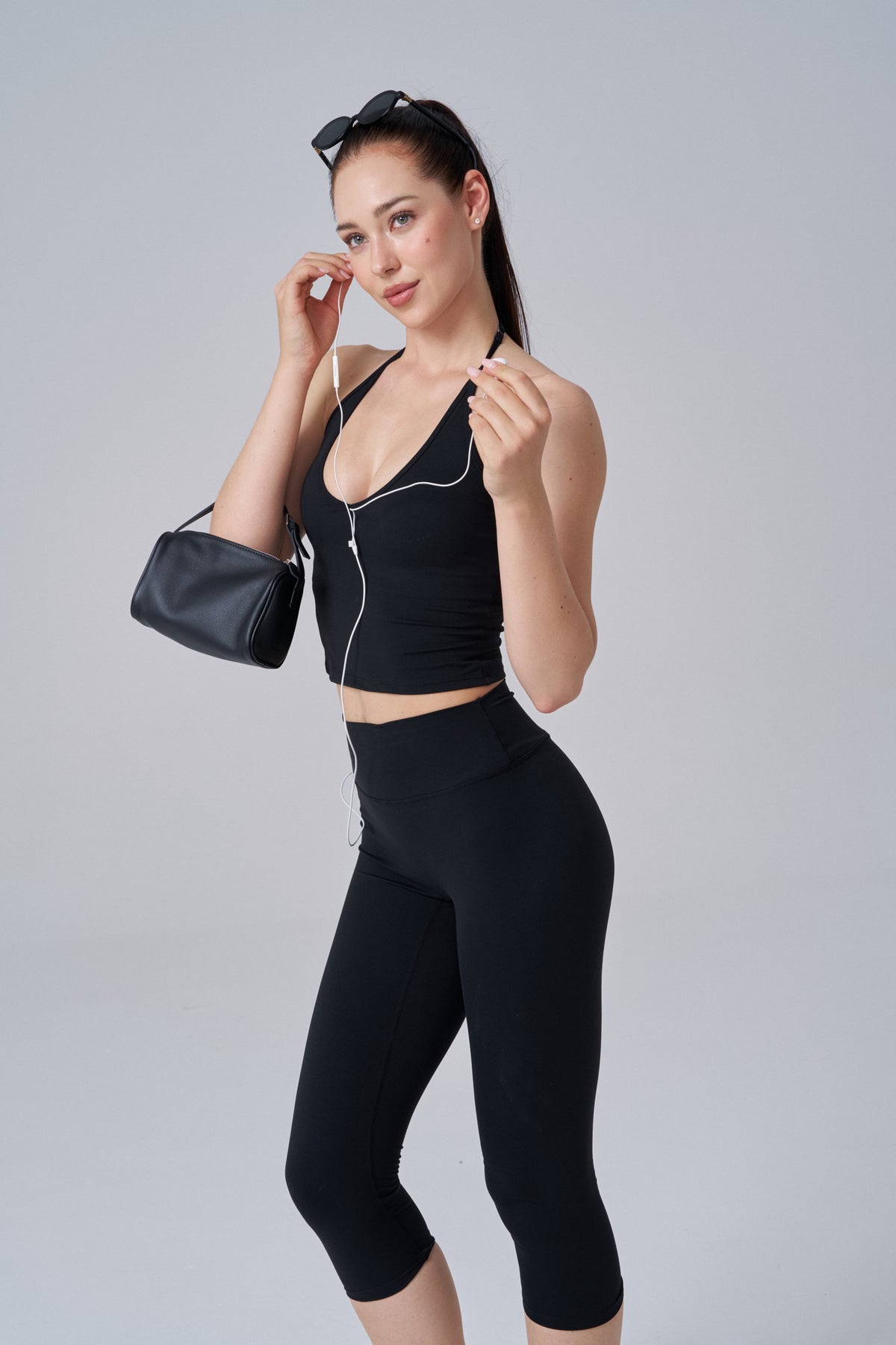 Everyday Sculpt Capri Leggings | Black